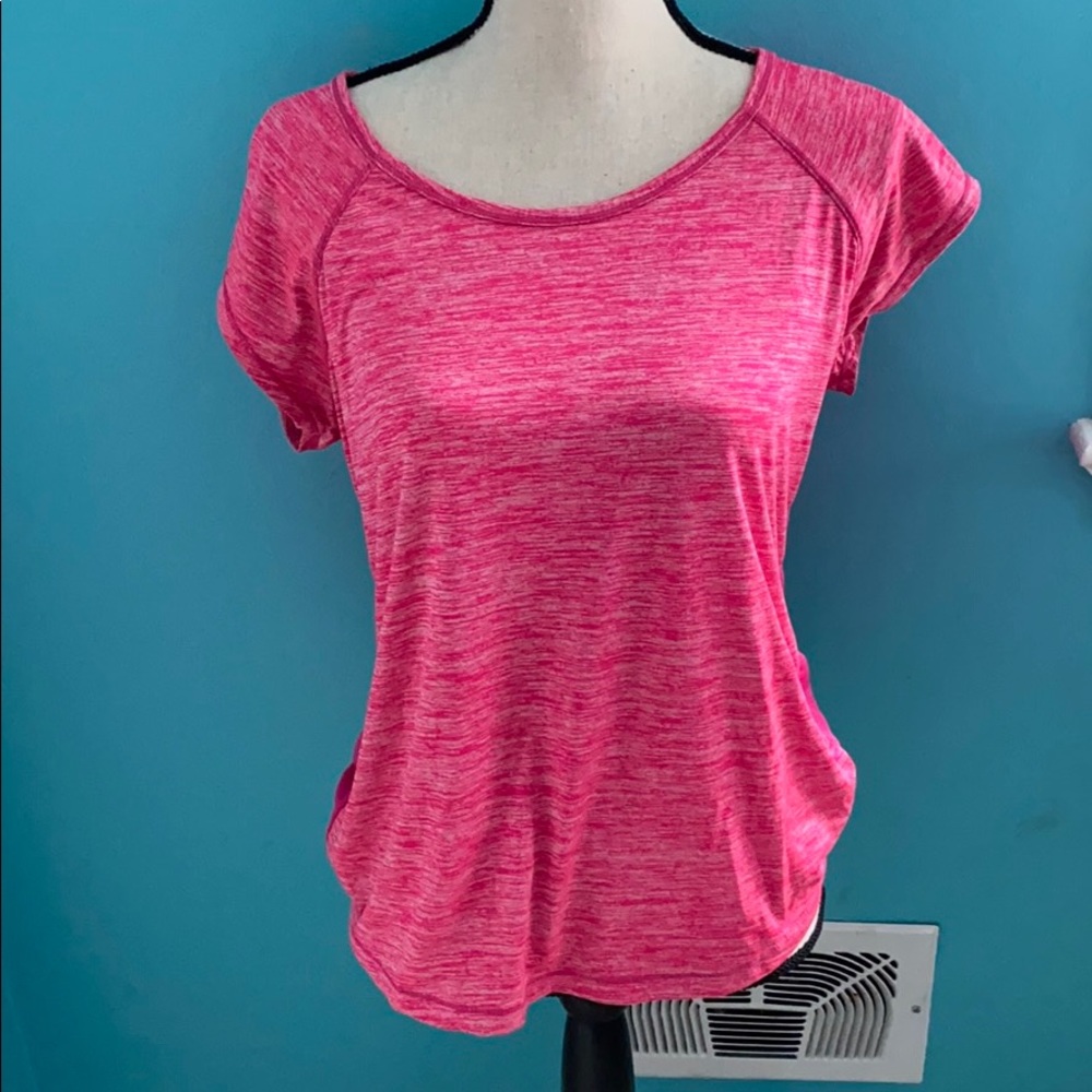 Pink work out t-shirt